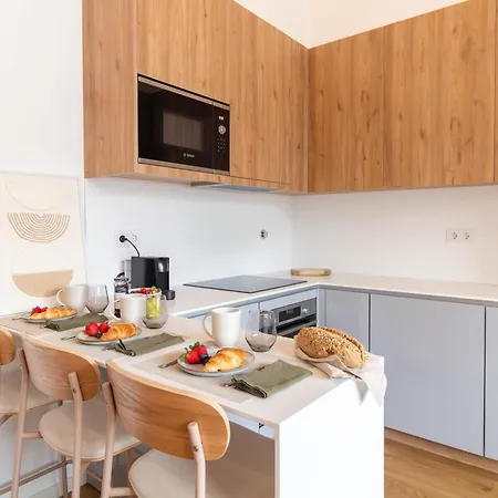 Astro Emanuelle E By Lovelystay Leça da Palmeira