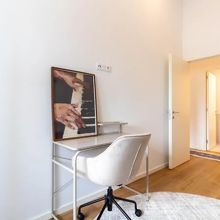 Apartment Astro Emanuelle E By Lovelystay