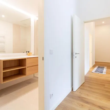 Astro Emanuelle E By Lovelystay Apartamento